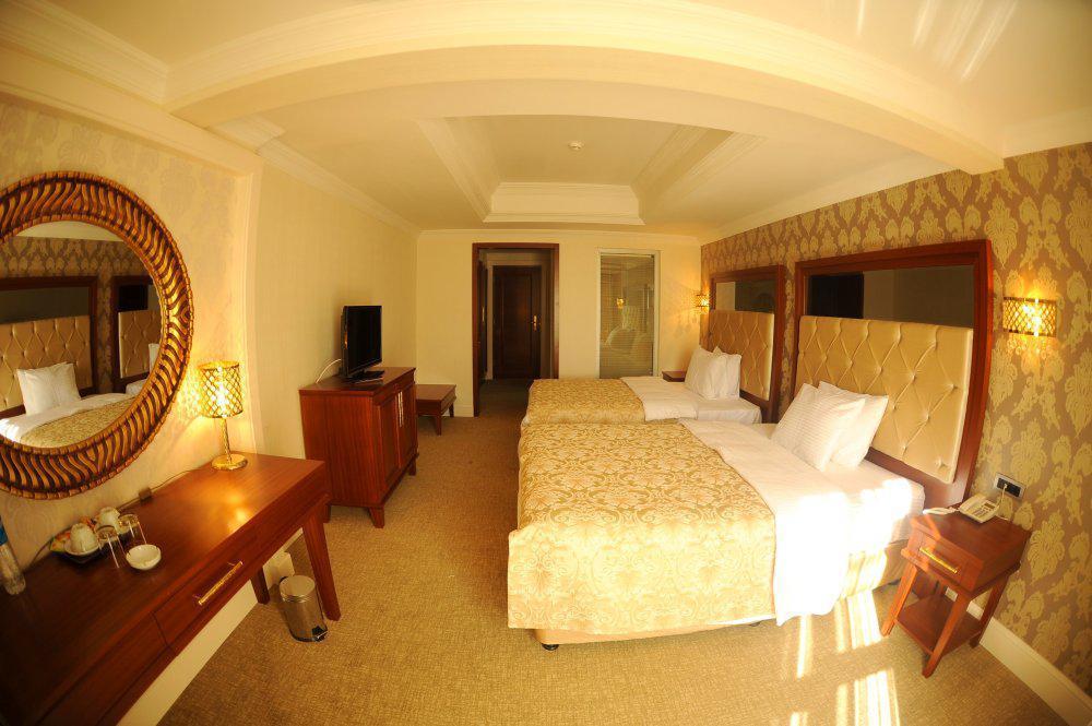 Royal Hotel