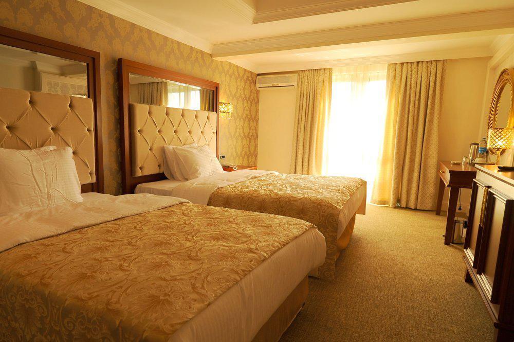 Royal Hotel 4*