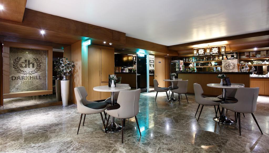 Hotel Darkhill