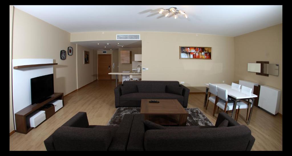 Ekinci Aparthotel 4*