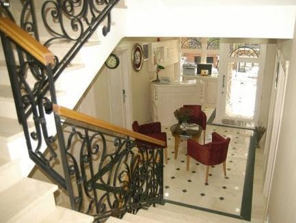 Novano Otel 3*