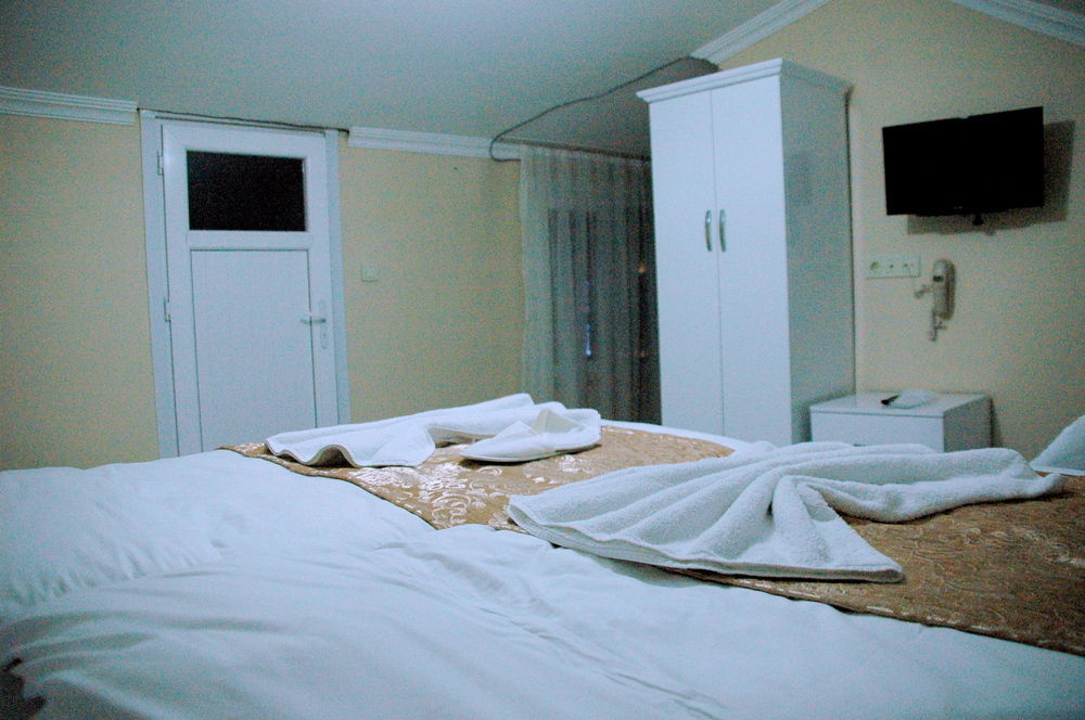 Tolga Hotel