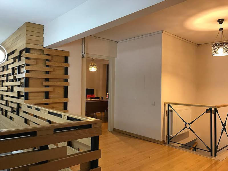 Modern Hotel 2*