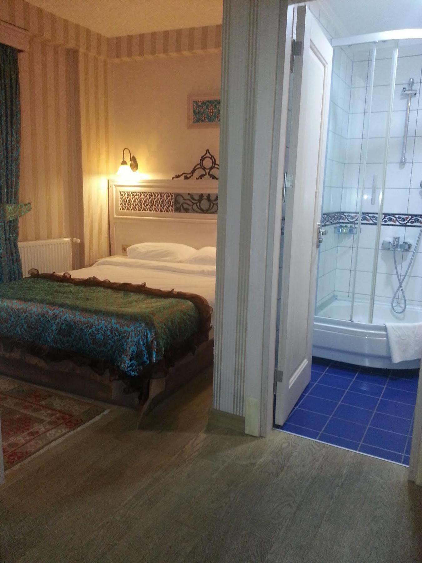 Novano Otel 3*