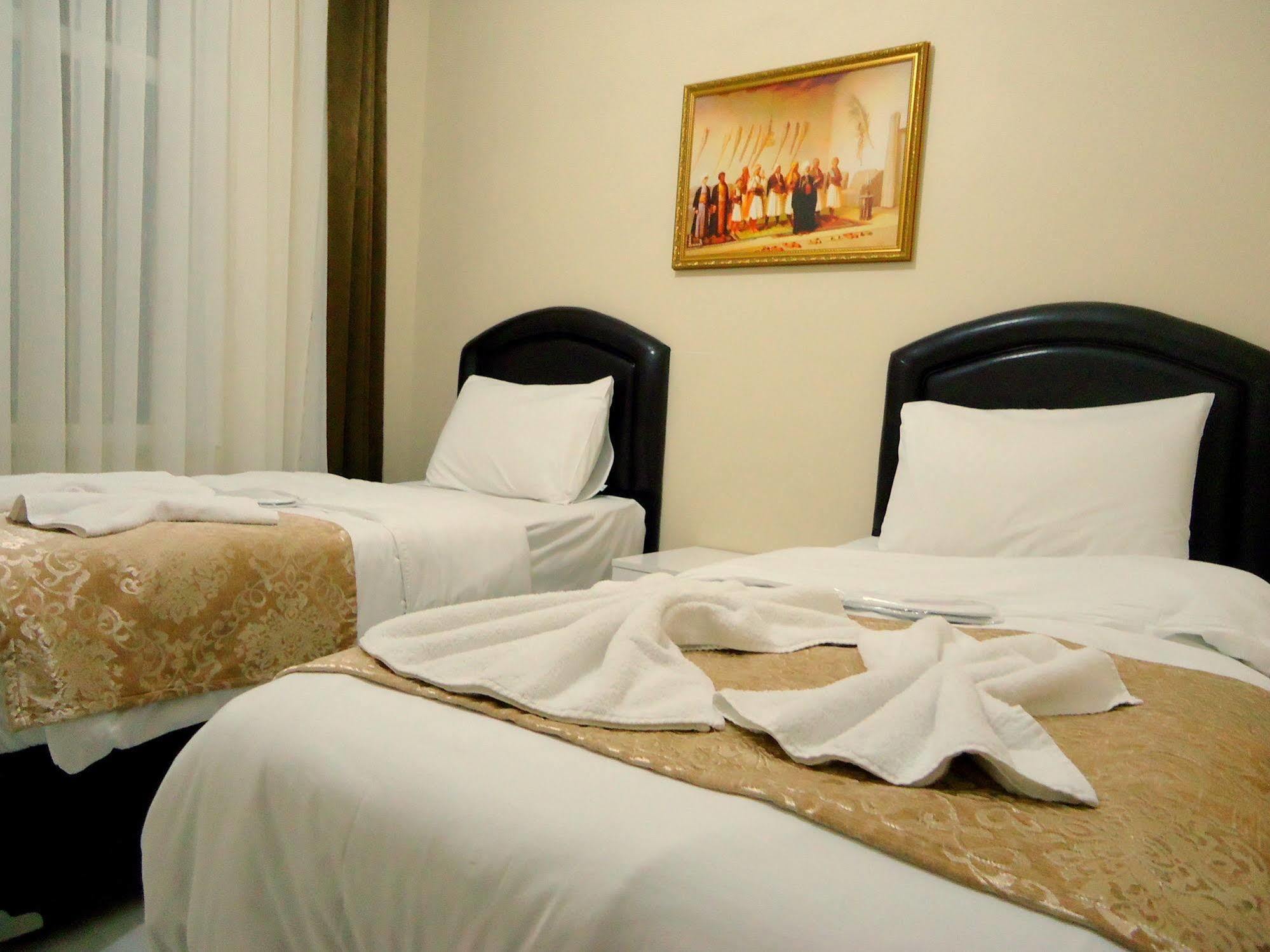 Tolga Hotel
