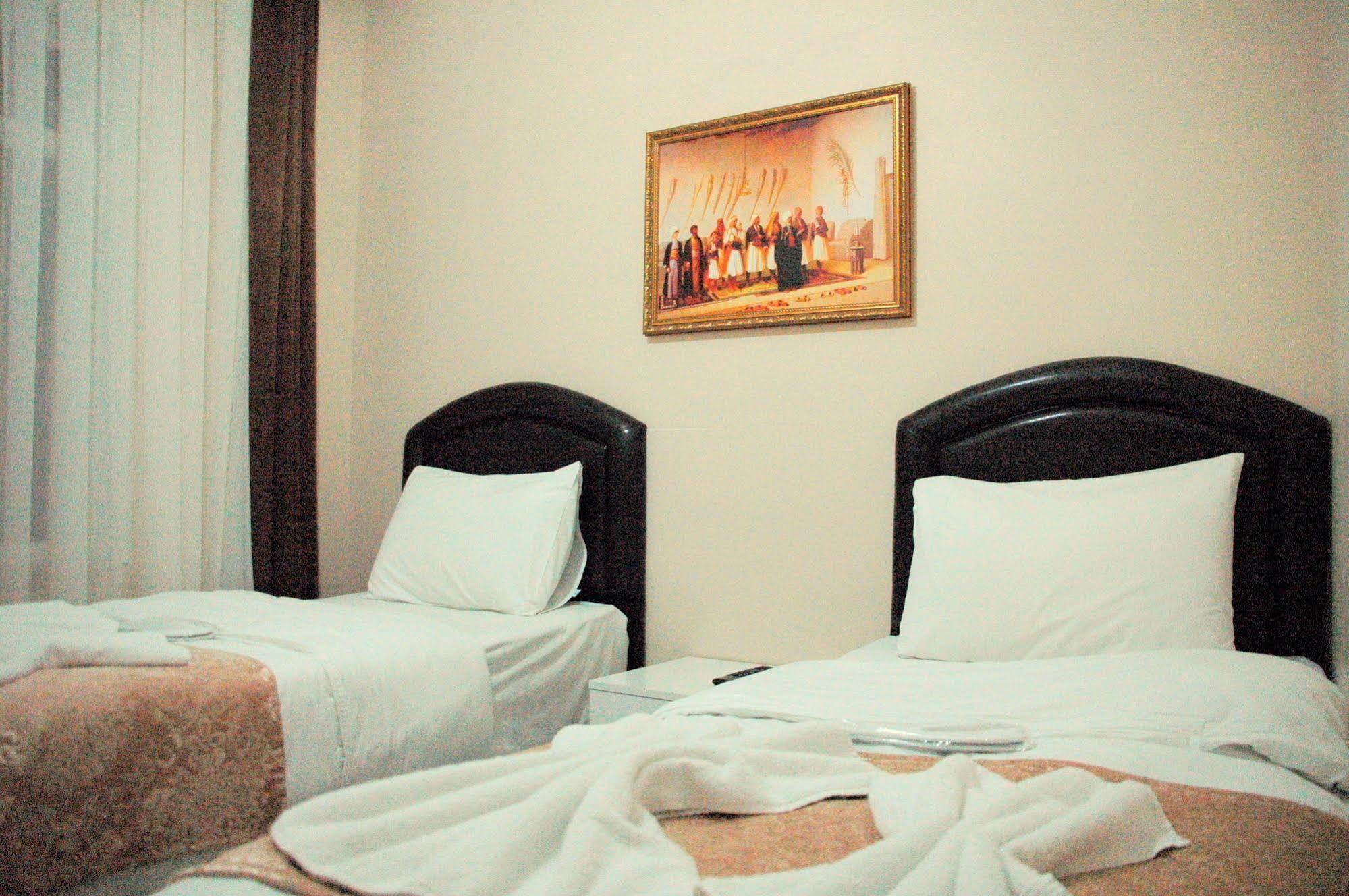 Tolga Hotel 2*