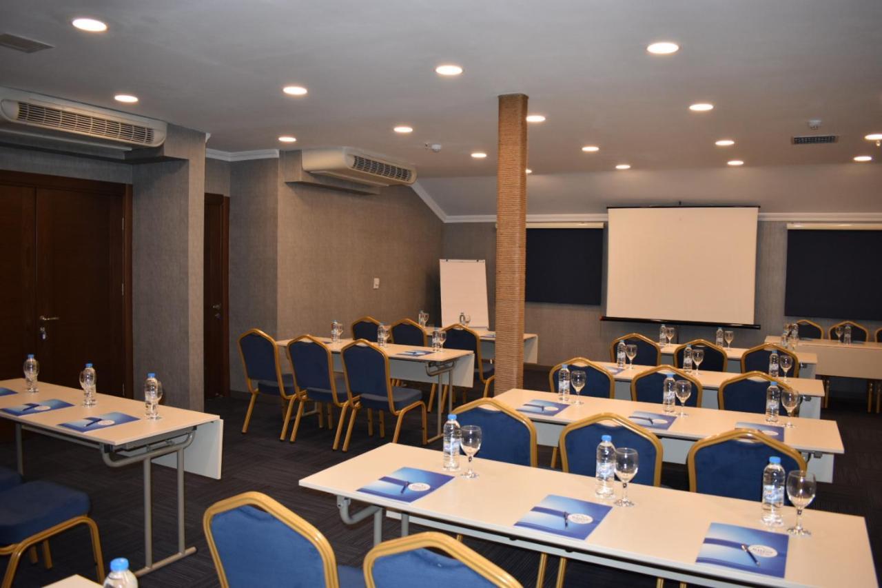 Rhiss Bostanci Hotel 3*