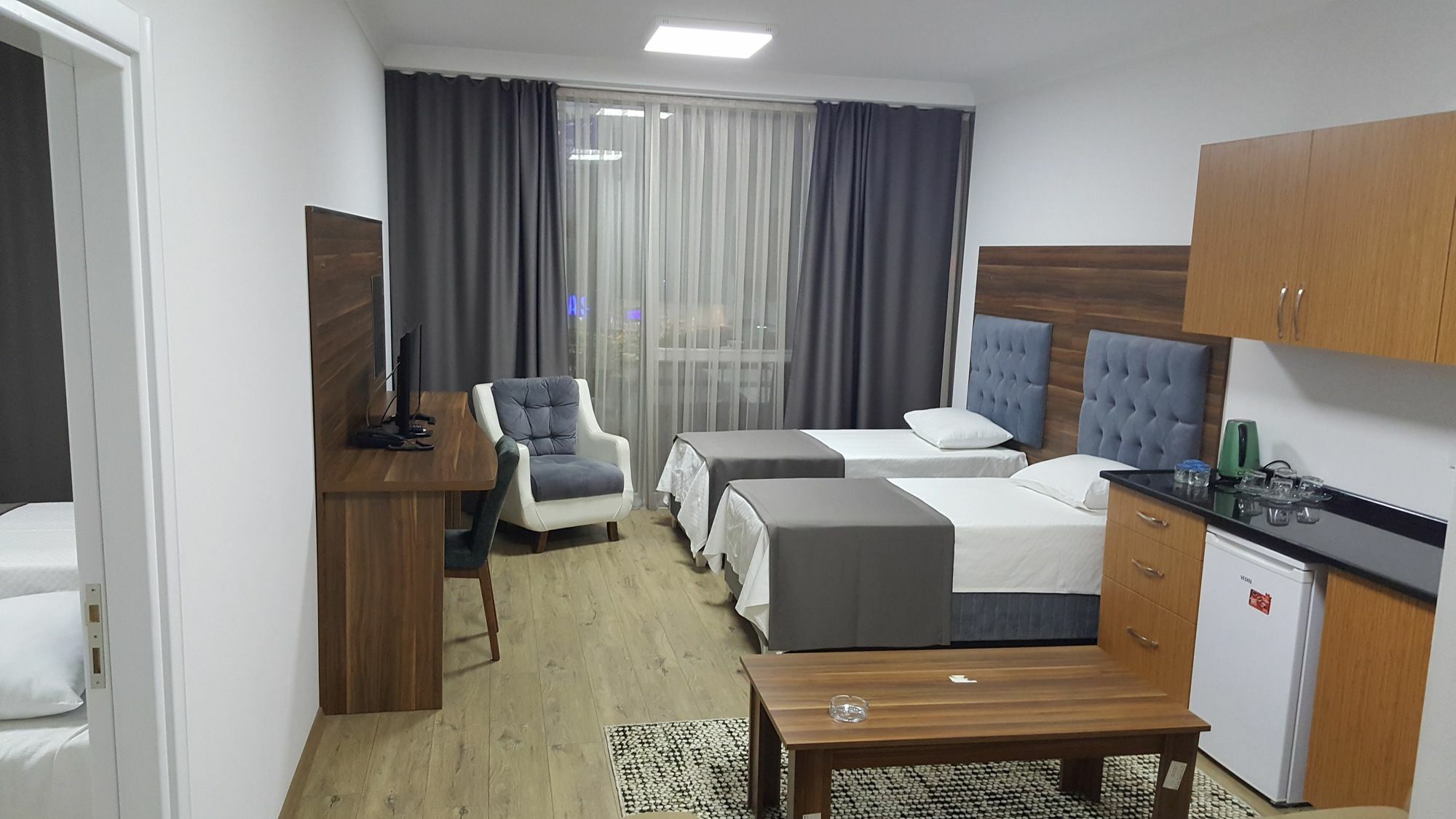 Skyport Aparthotel
