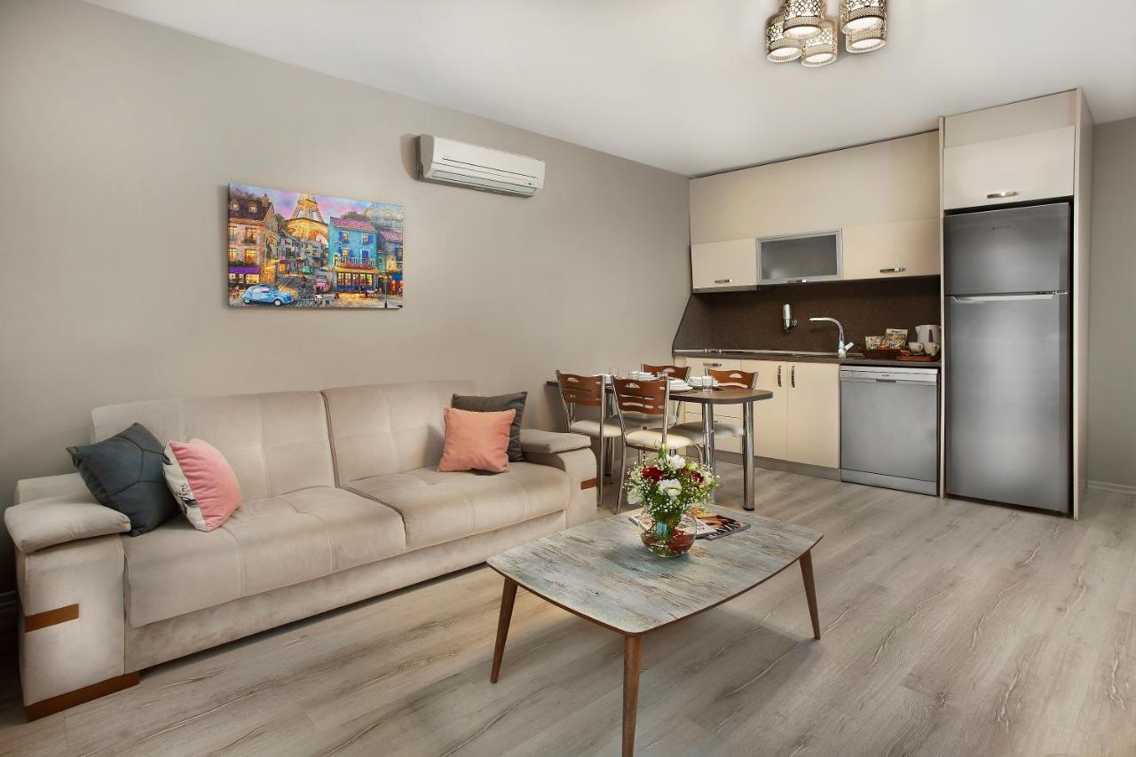 Blueway Aparthotel 3*