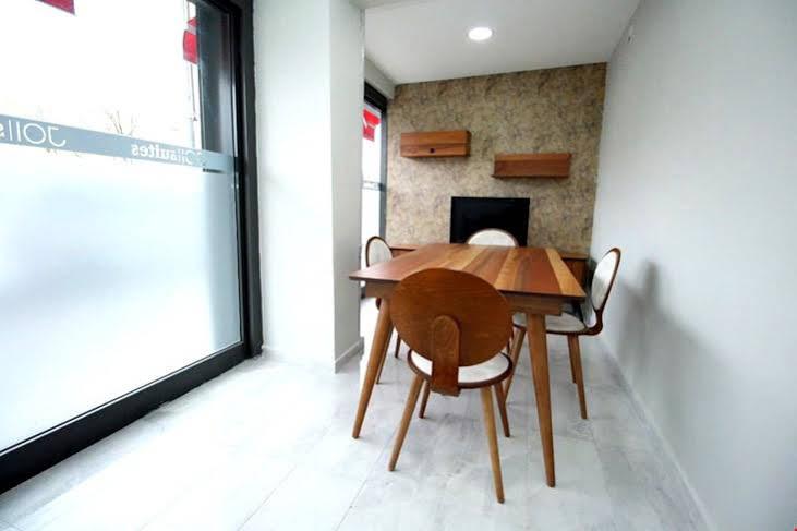 Hotel Joi Suites