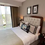 Four Doors Hotel