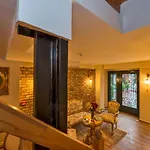 Corner Garden Hotel