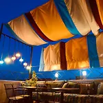 Luxir Hotel