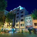 Sunlight Hotel