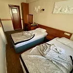 Kadikoy Kervansaray Hotel