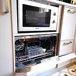 Superior Refurbished Flat In The Heart Of Istanbul