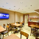 Blueway Hotel City