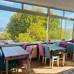 Redamancy Hotel