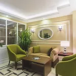 Pera Arya Hotel
