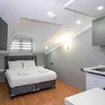 Taxim Sunpera Suites