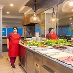 Yaztur Hotel