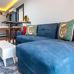 Lovely And Central Flat Near Ciragan Palace In Yildiz Besiktas