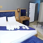 Rixson Otel