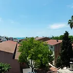 Dualis Hotel