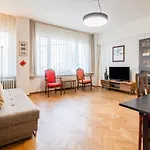Cozy Flat In Beyoglu Near Public Transportation