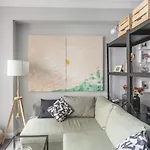 Central And Refreshing Flat In Beyoglu