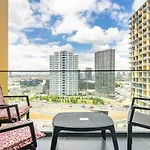 Toya Next Royal Apartment
