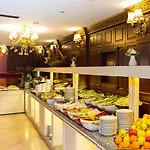 Bueyuek Hamit Apart Suite
