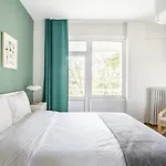 Spacious Flat Near Caddebostan Coast