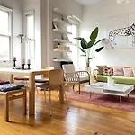 Distinguished Flat Near Istiklal