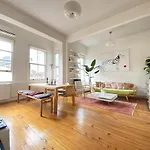 Distinguished Flat Near Istiklal