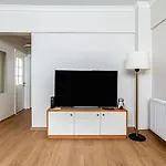 Gorgeous Apartment In The Heart Of Cihangir