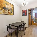 Duplex House Near Trendy Attractions In Sisli