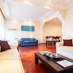 Bright And Central Flat In Kadikoy With Balcony