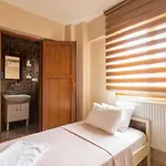 Beyoglu Huzur Hotel