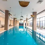 Nef 36 Lux Furnished Residence Df