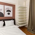 Splendid Flat With Excellent Location In Beyoglu