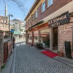 Elasophia Hotel