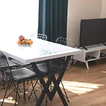 1+1 w/Netflix close to Taksim, Nişantaşı, Bomonti
