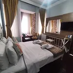 West Taksim Hotel