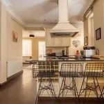Designer Flat, 3Br, 2Ba