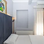 Cirrus Suites