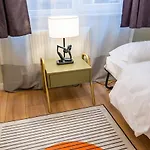 Modern And Well Designed Apartment Near Public Transportation In Maltepe