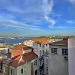 Historical Building 2 Min To Galata Tower