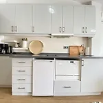 Flat W Terrace 10 Min To Citys Mall And Taksim