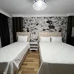 Star Apartment